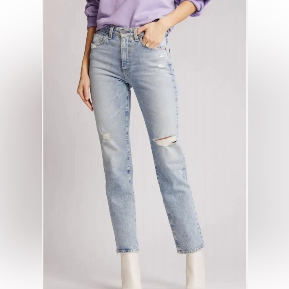 AG Saige High-Rise Straight Distressed Jeans 360 Sizing.